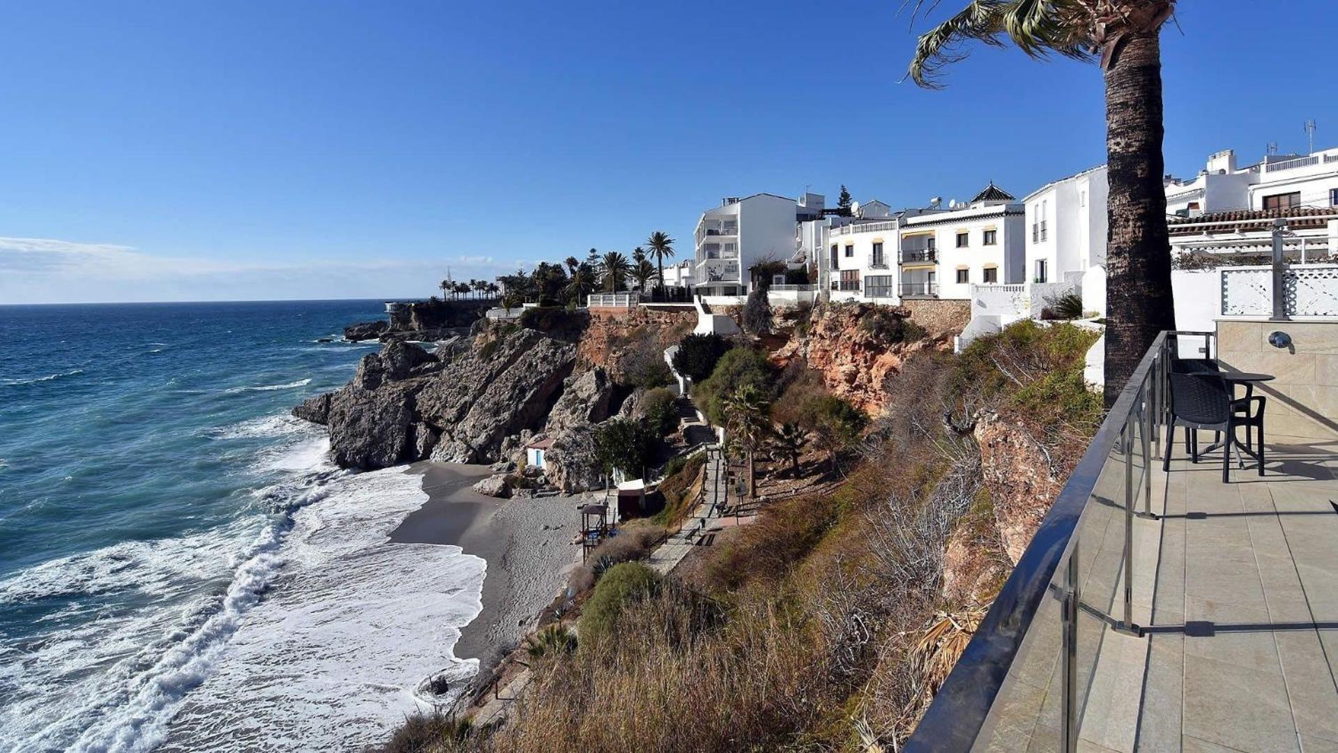 Mit Privatpool Fuer 6 Personen Ca 246 Qm In Nerja, Andalusien Costa Del Sol Hébergement de vacances