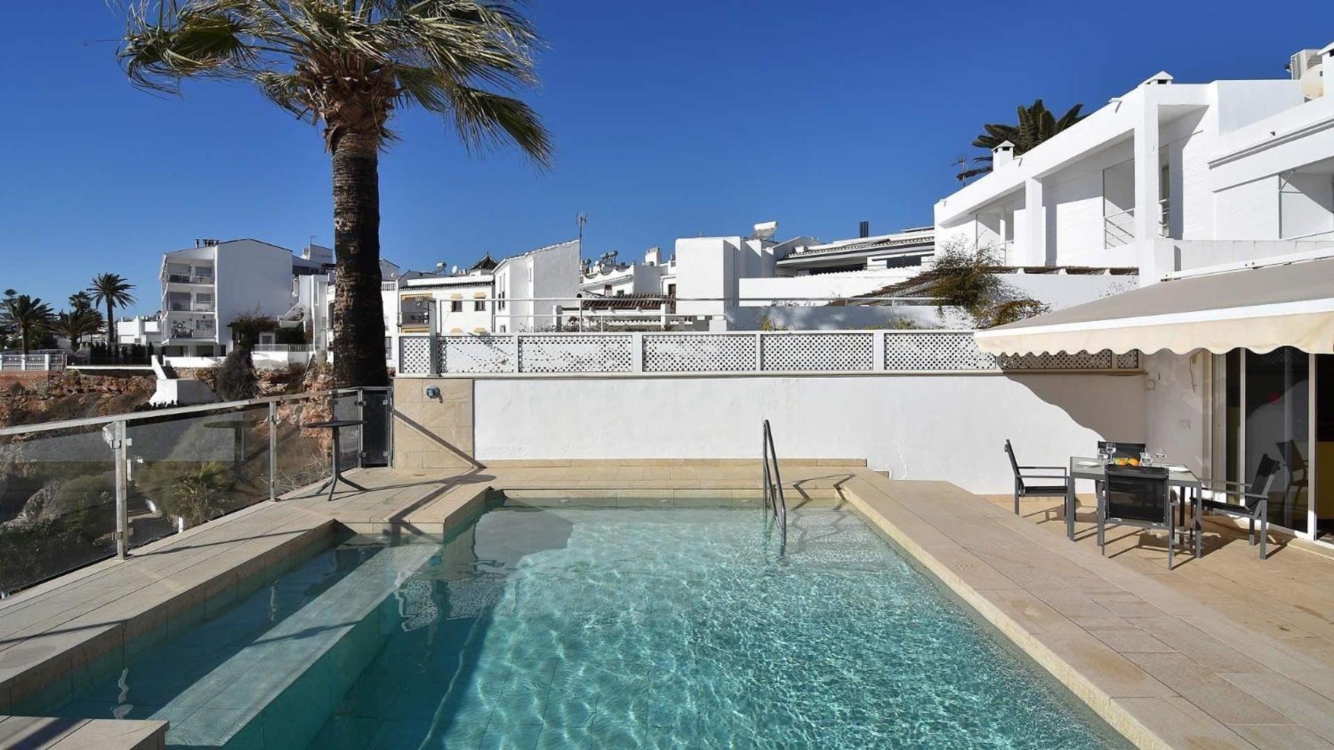 Hébergement de vacances Mit Privatpool Fuer 6 Personen Ca 246 Qm In Nerja, Andalusien Costa Del Sol