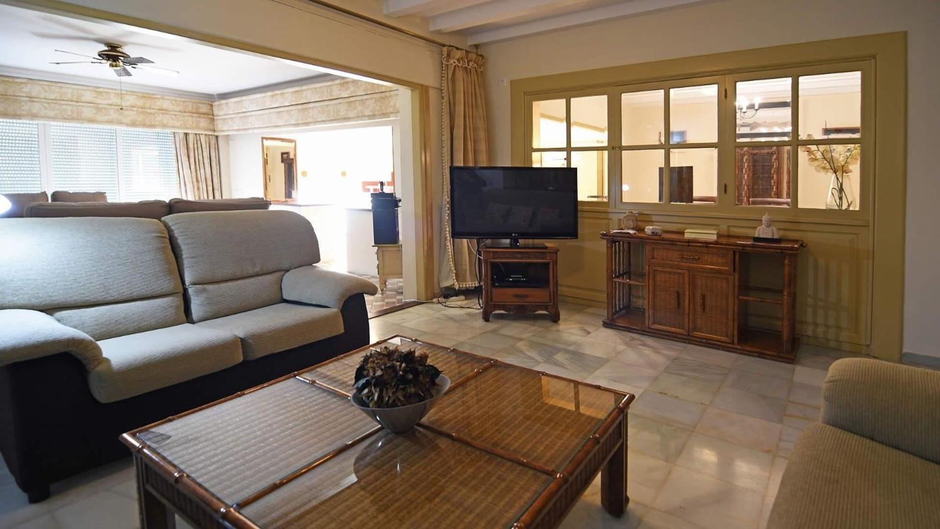 Hébergement de vacances Mit Privatpool Fuer 6 Personen Ca 246 Qm In Nerja, Andalusien Costa Del Sol Nerja